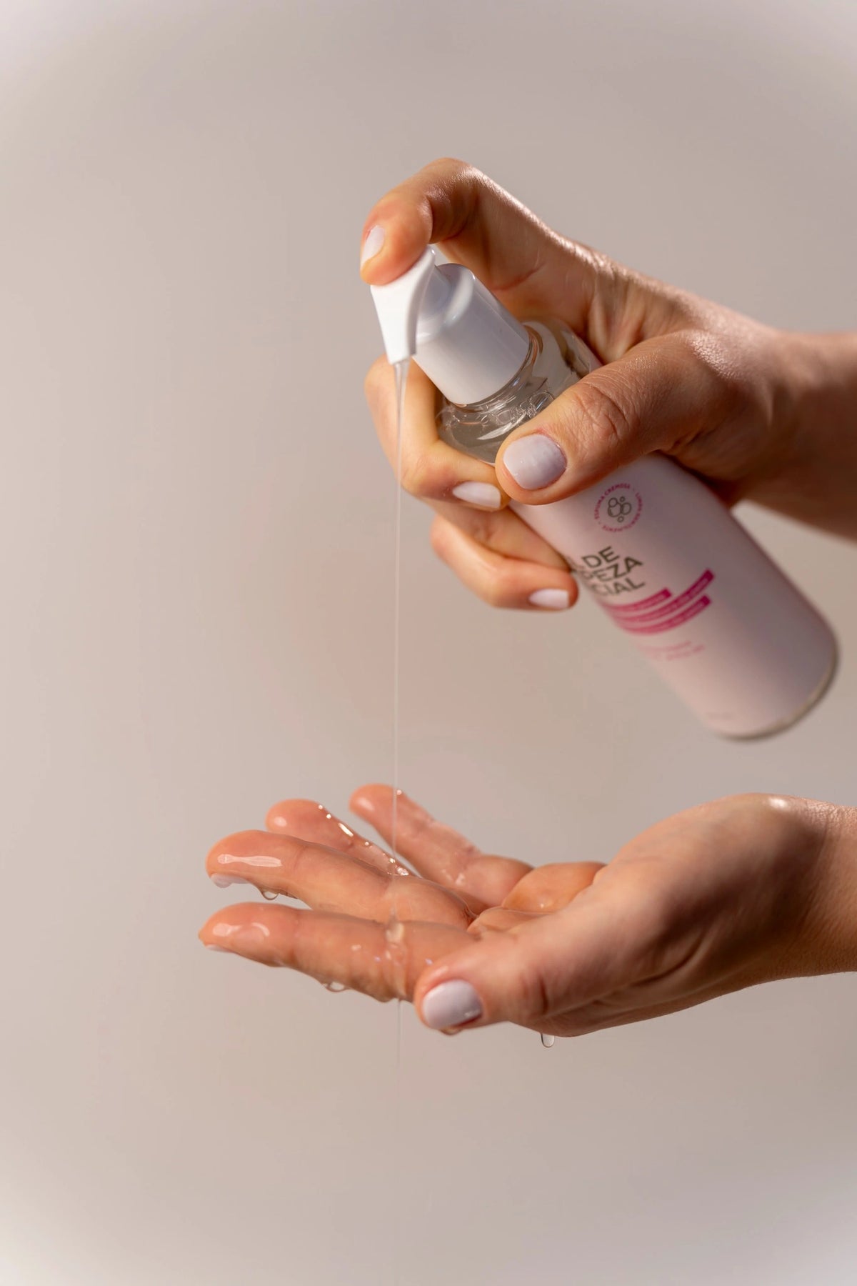 Gel de Limpeza Facial Sem sabão que Não Resseca 200ml